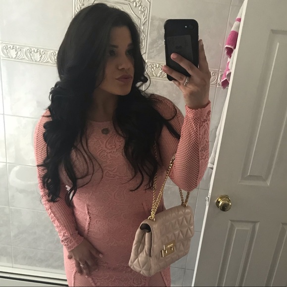 Meet your Posher, Amanda - Picture 4 of 4